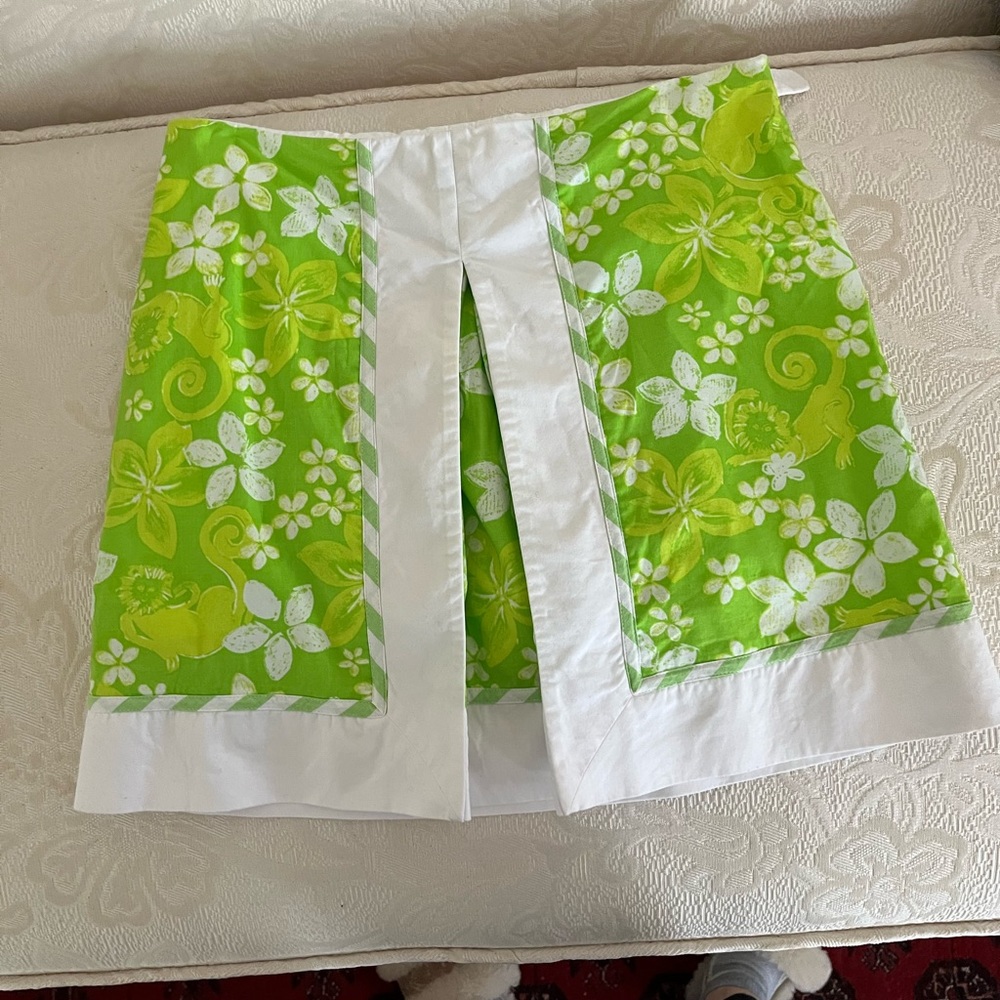 Lily Pulitzer Happy Lime Green Floral Skort with a pleat in the front!